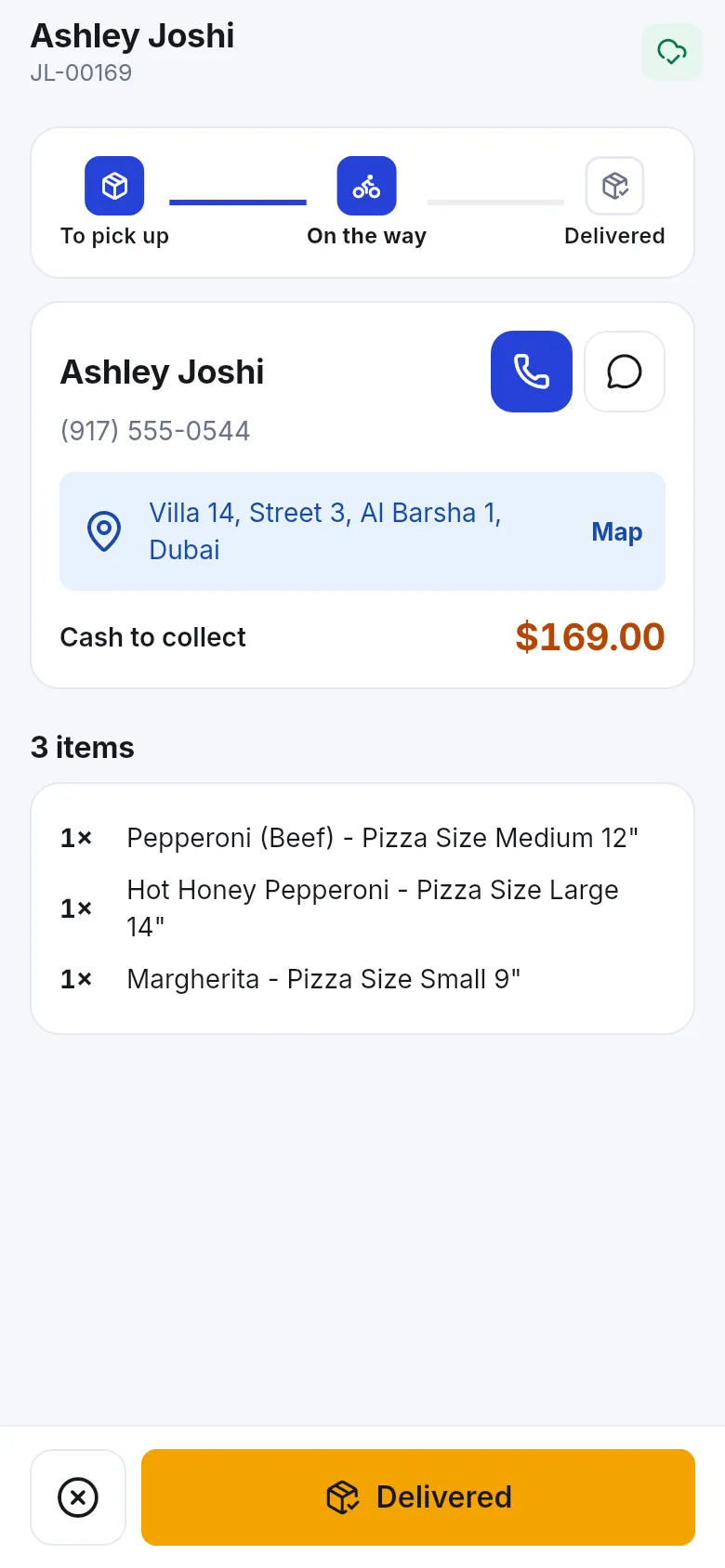 Delivery order with steps To pick up, On the way, Delivered, customer call and chat buttons, address with Map, cash to collect and items